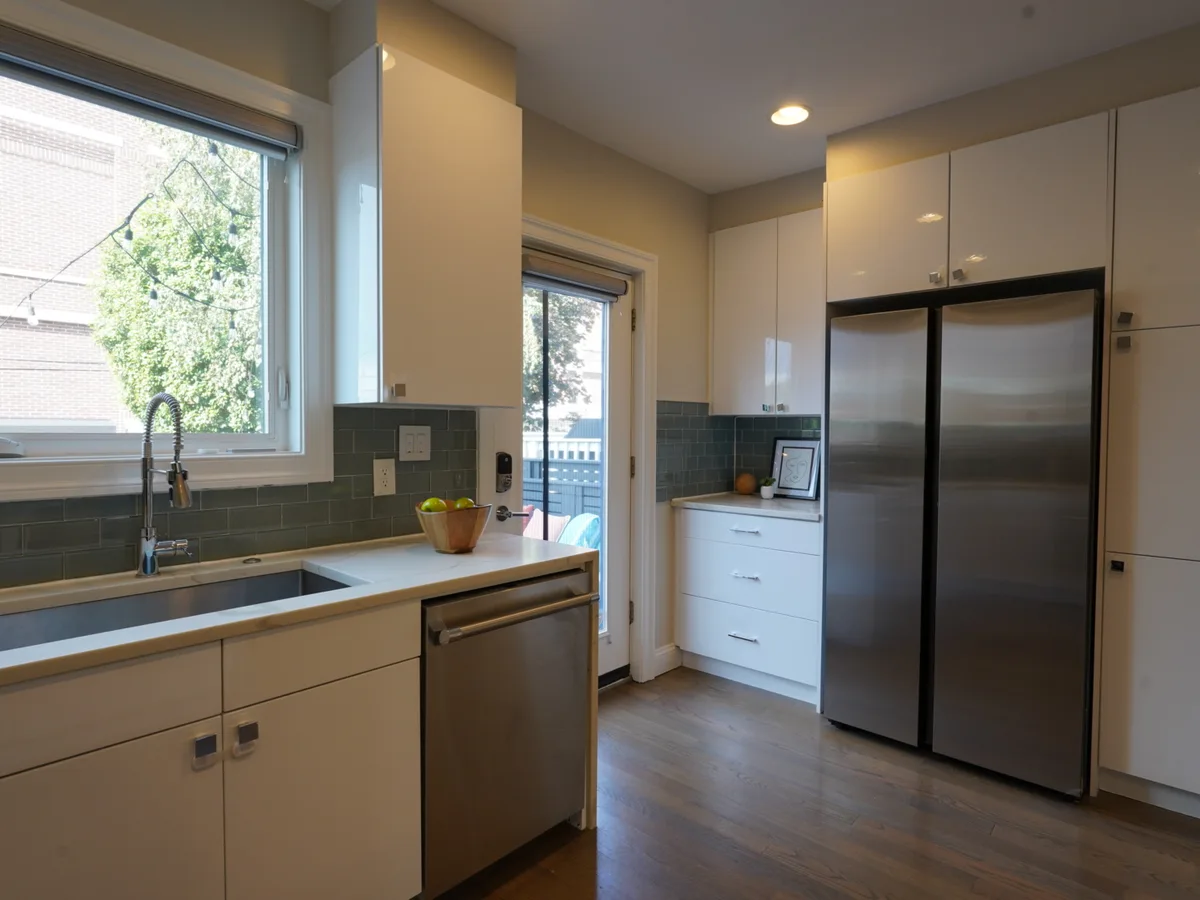 Kitchen, before Window Pull (Keep exterior window detail visible without darkening the room.)
