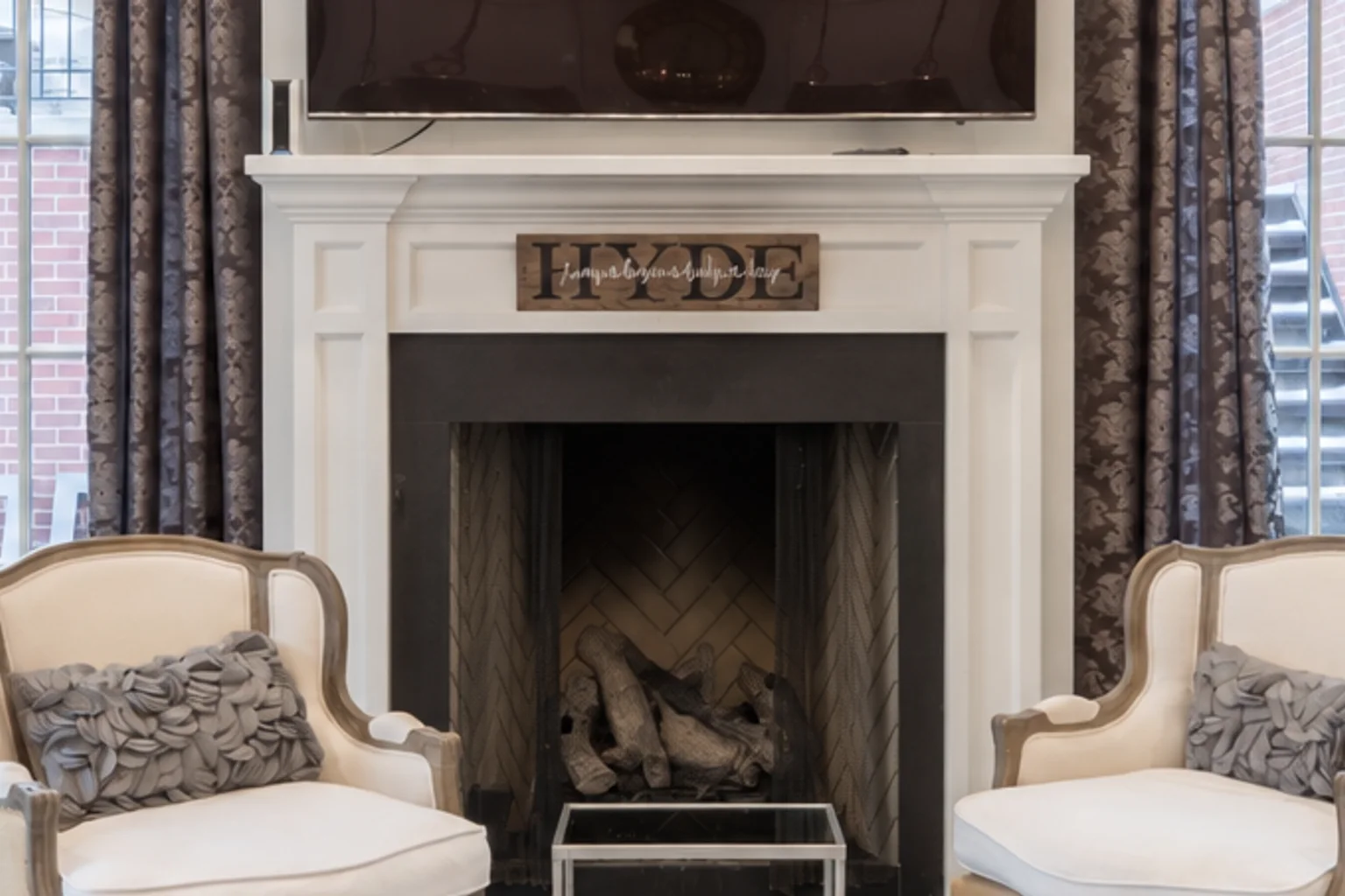 Fireplace with an empty grate, before HomeHDR added a fire